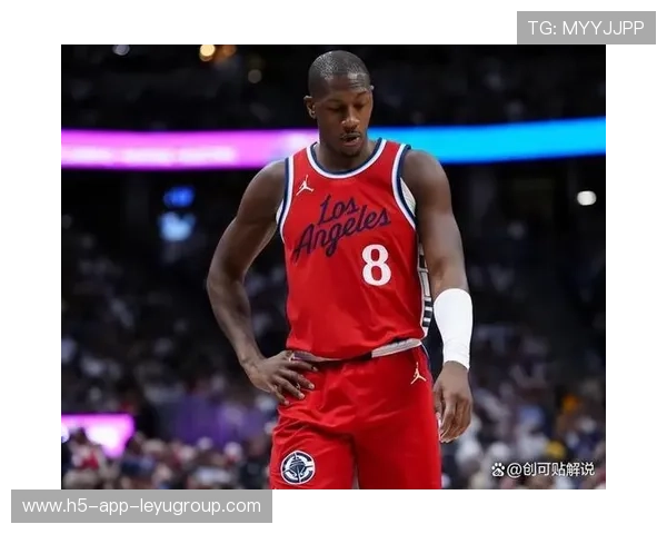 乔治外线点燃全场,快船末节反超完成收官